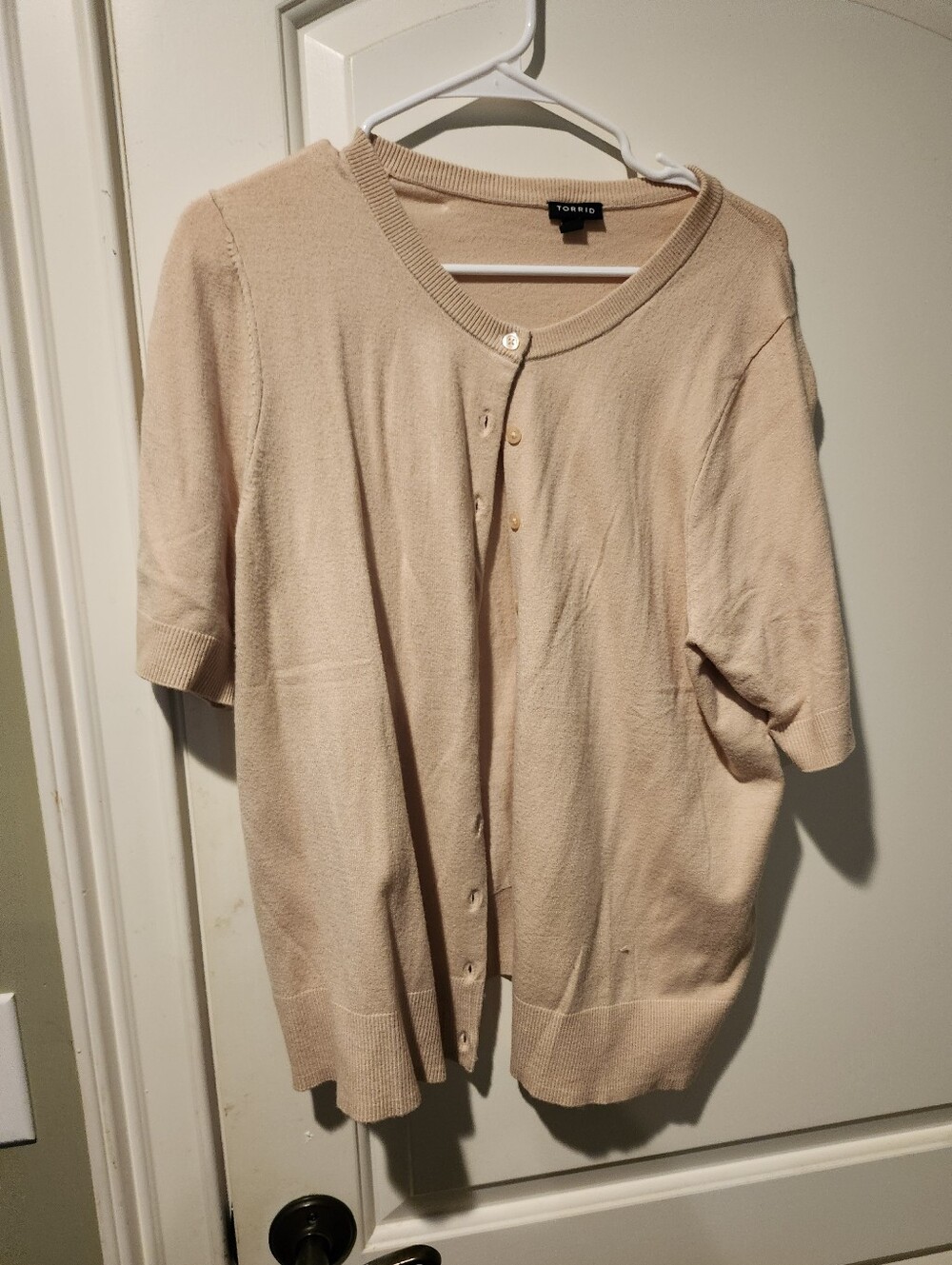 Torrid Beige Short-Sleeve Button Cardigan, Size 0